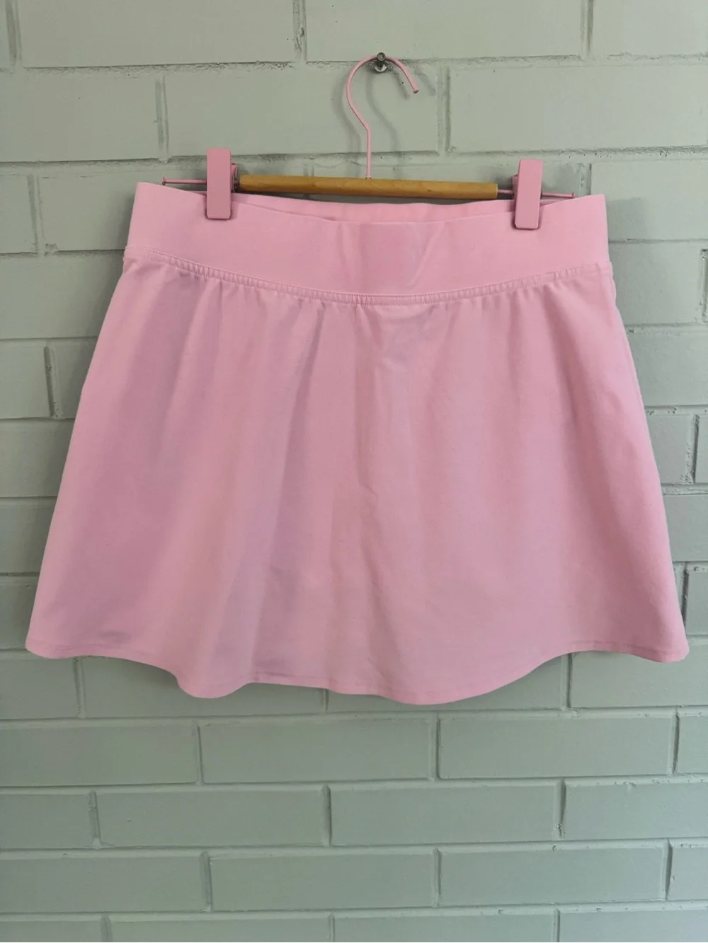 ALO alosoft backspin skirt sweet pink